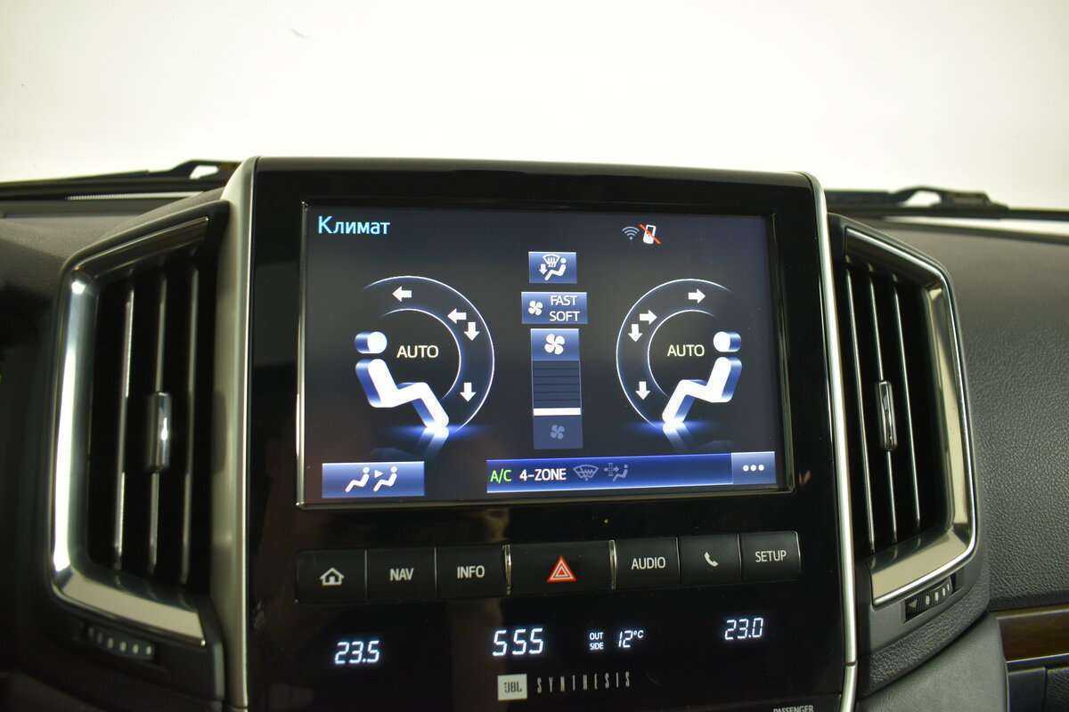 Toyota Land Cruiser с пробегом — 2016 год. Фото: #25