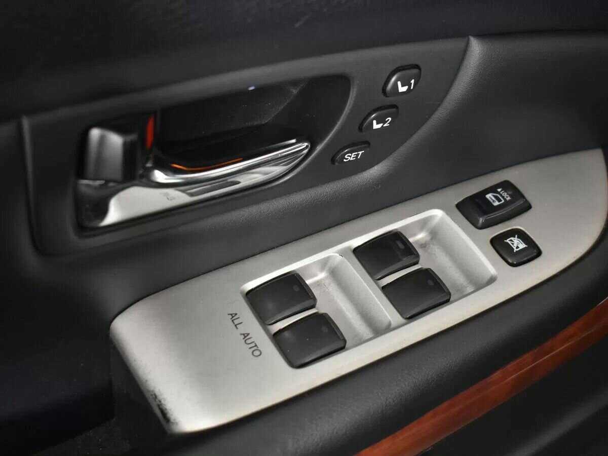 Lexus RX с пробегом — 2008 год. Фото: #10