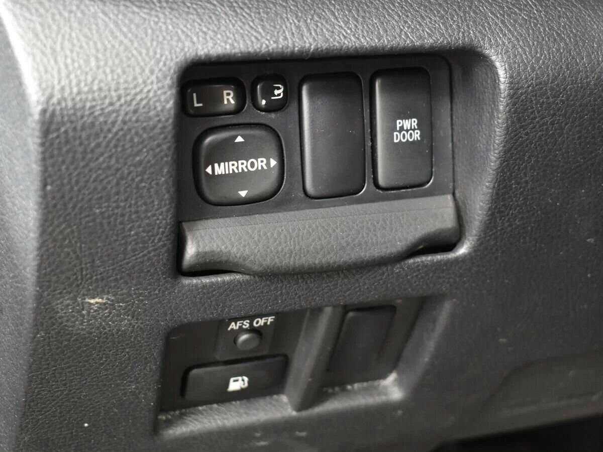 Lexus RX с пробегом — 2008 год. Фото: #12