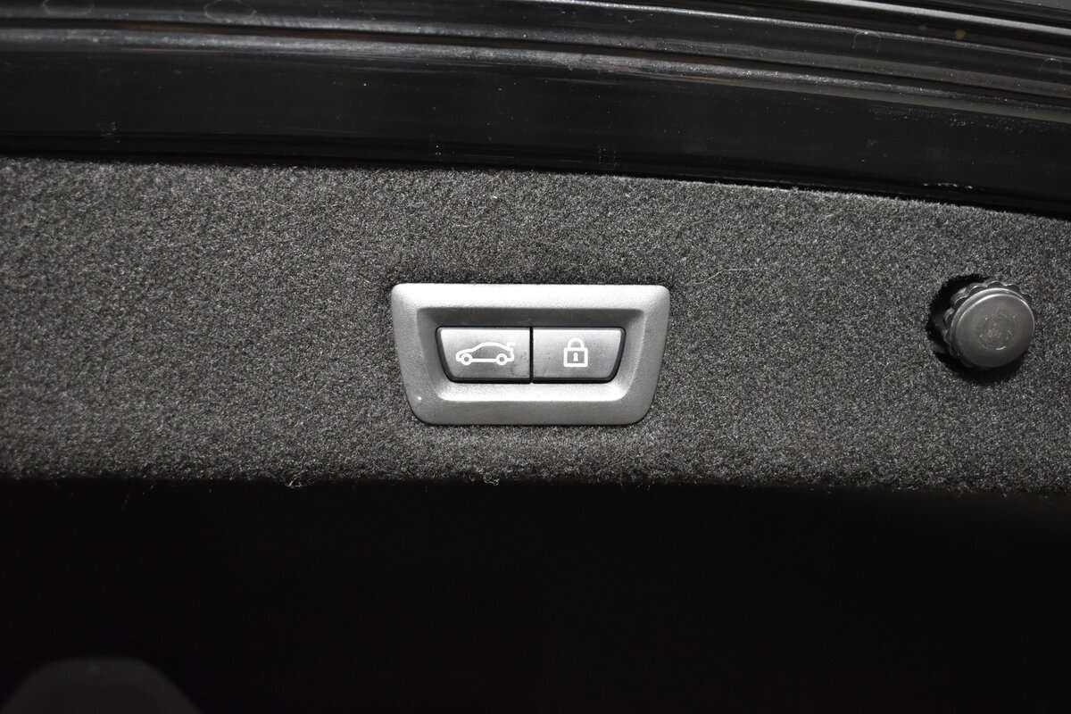 BMW 7 серии с пробегом — 2017 год. Фото: #6