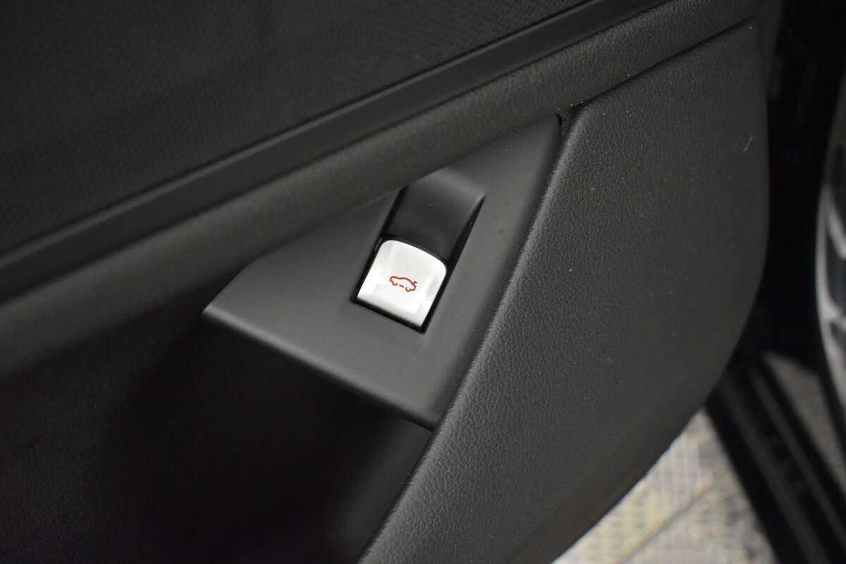 BMW 7 серии с пробегом — 2017 год. Фото: #17