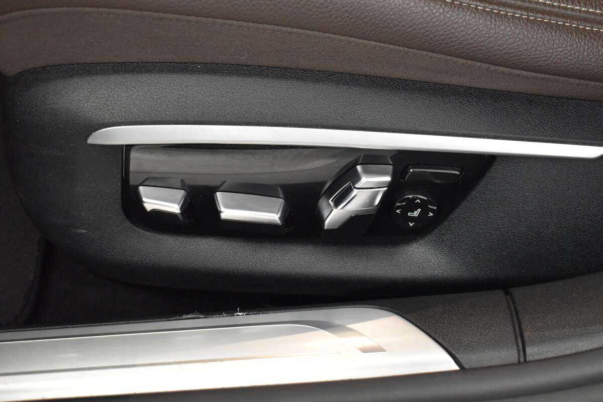 BMW 7 серии с пробегом — 2017 год. Фото: #18