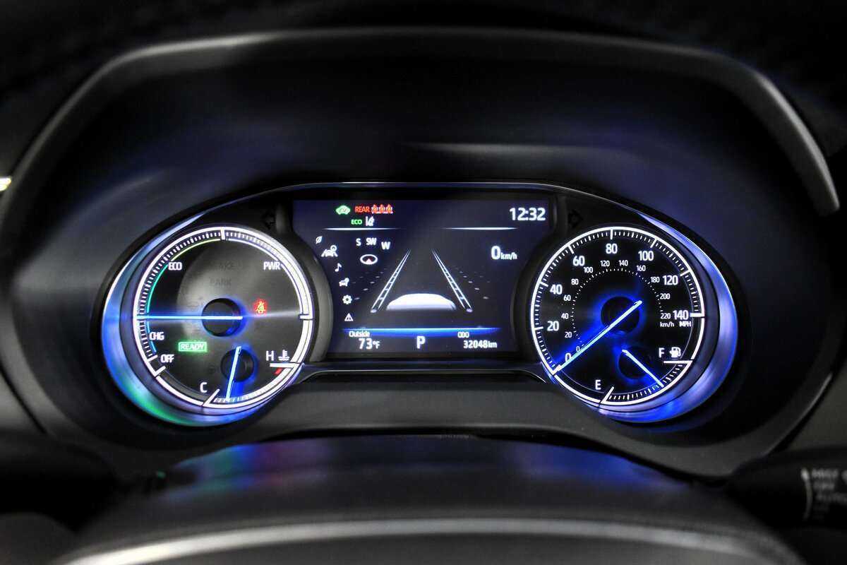 Toyota Venza с пробегом — 2021 год. Фото: #8