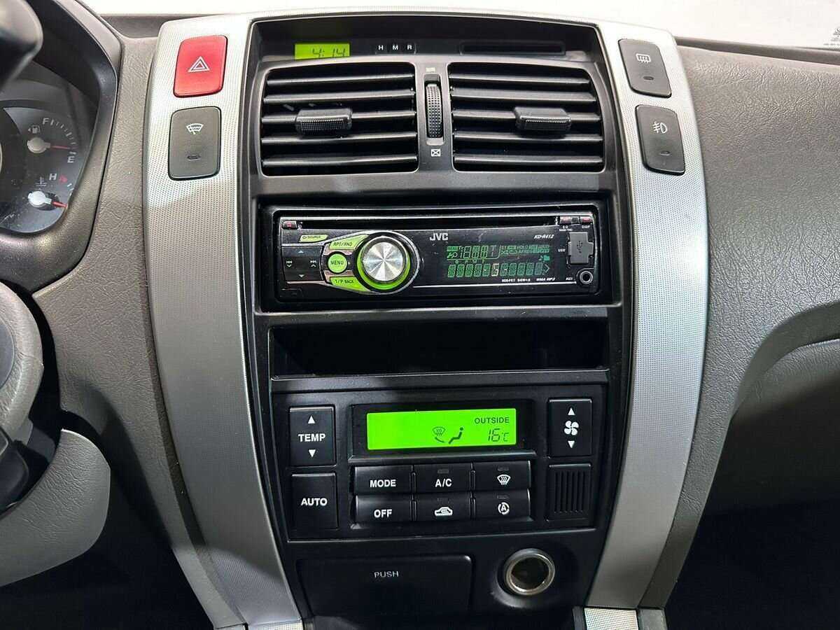 Hyundai Tucson с пробегом — 2005 год. Фото: #11