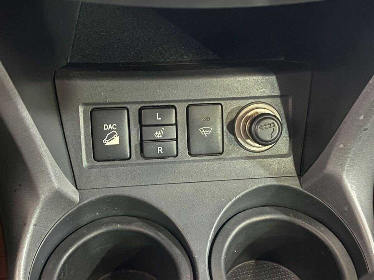 Toyota RAV4 с пробегом — 2007 год. Фото: #15