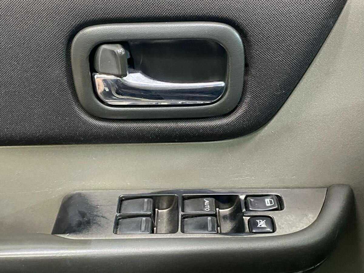 Nissan X-Trail с пробегом — 2004 год. Фото: #15