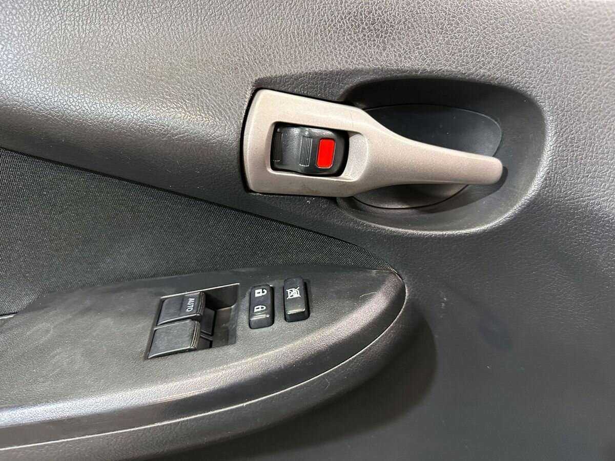 Toyota Corolla с пробегом — 2008 год. Фото: #13