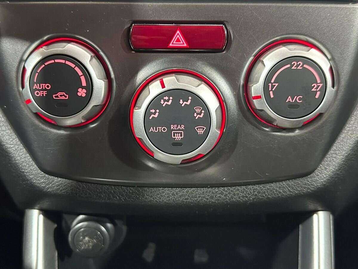 Subaru Forester с пробегом — 2011 год. Фото: #14