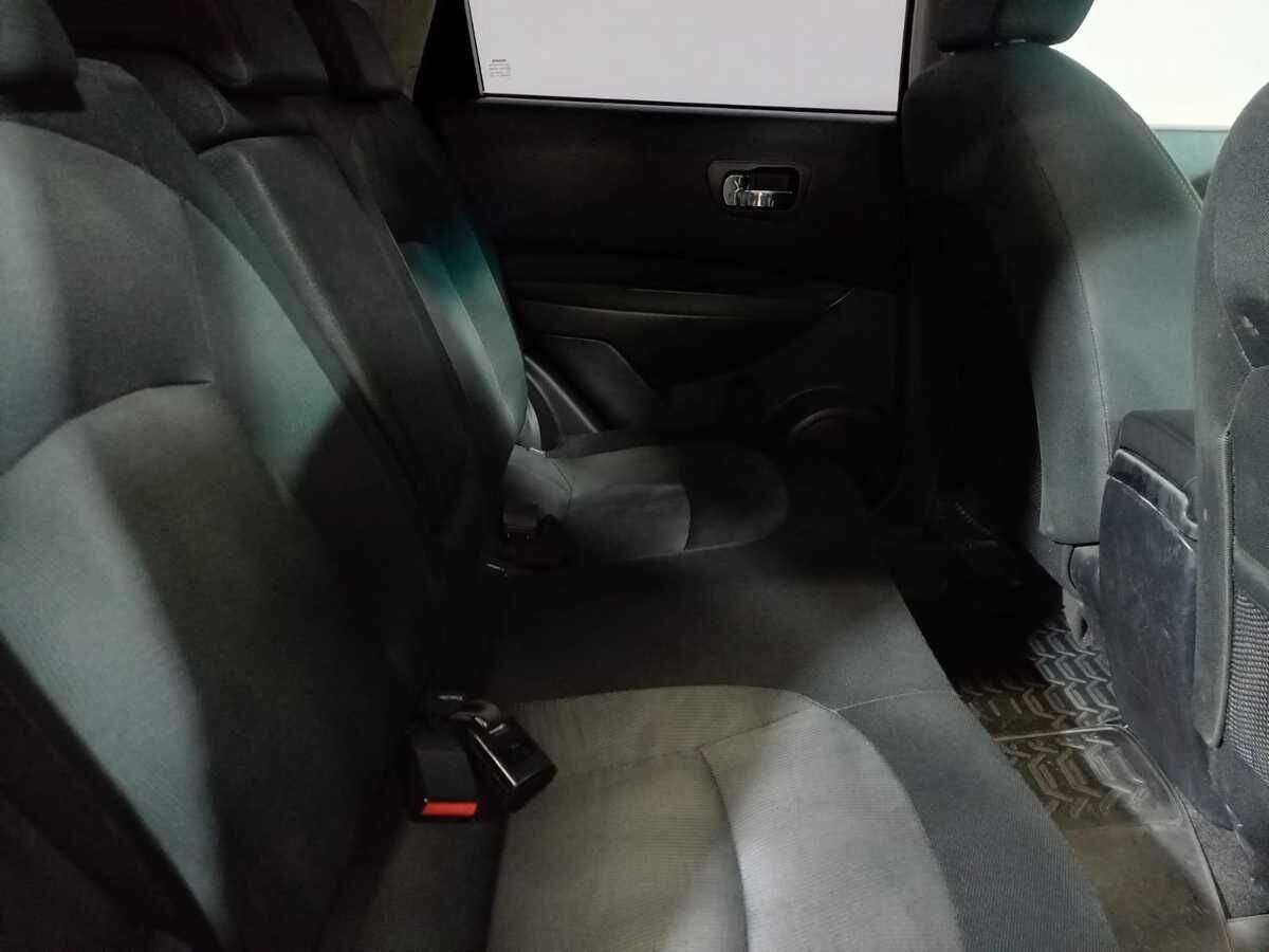 Nissan Qashqai с пробегом — 2010 год. Фото: #10