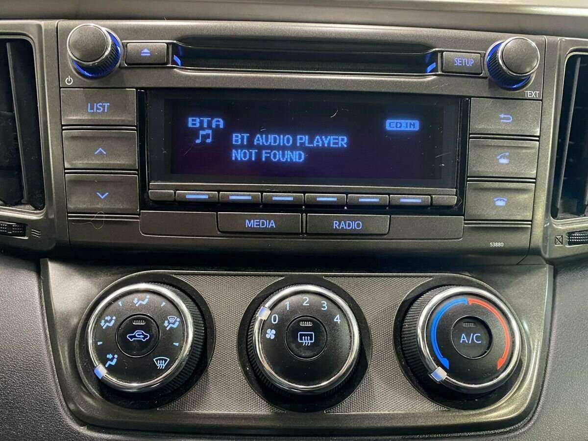 Toyota RAV4 с пробегом — 2014 год. Фото: #14