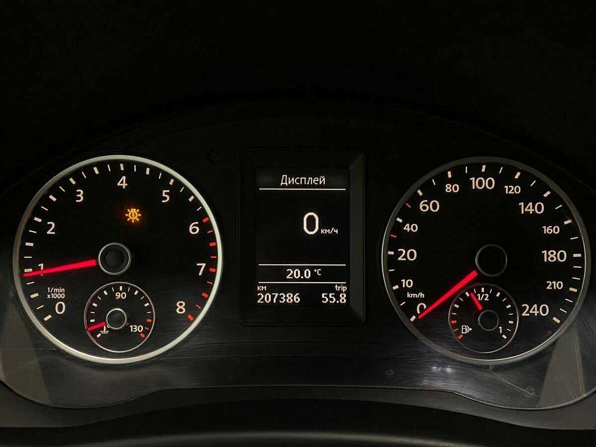 Volkswagen Tiguan с пробегом — 2011 год. Фото: #12