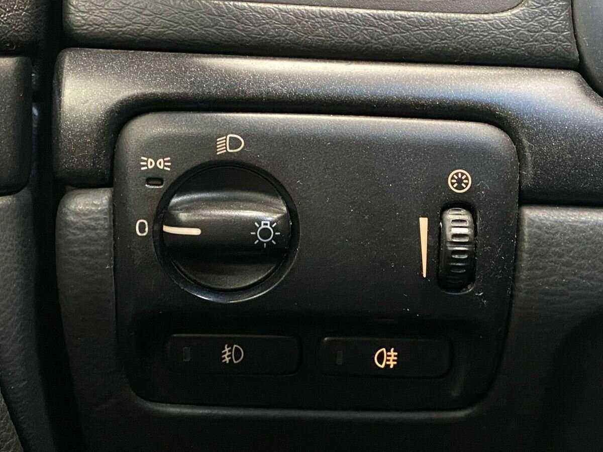 Volvo S80 с пробегом — 2004 год. Фото: #13