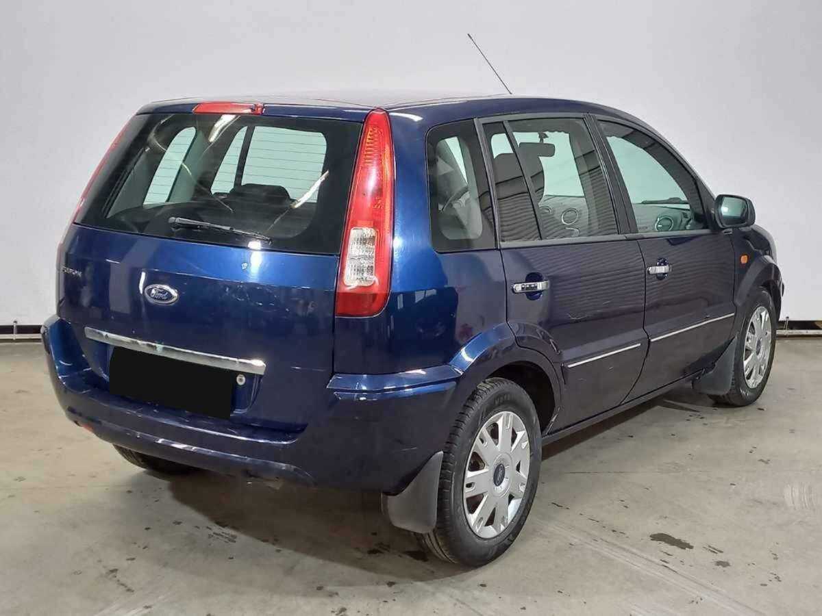 Ford Fusion с пробегом — 2010 год. Фото: #4