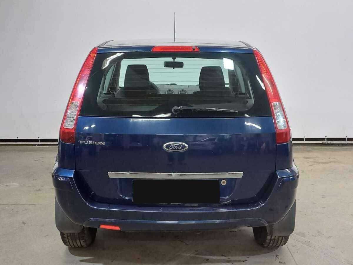 Ford Fusion с пробегом — 2010 год. Фото: #5