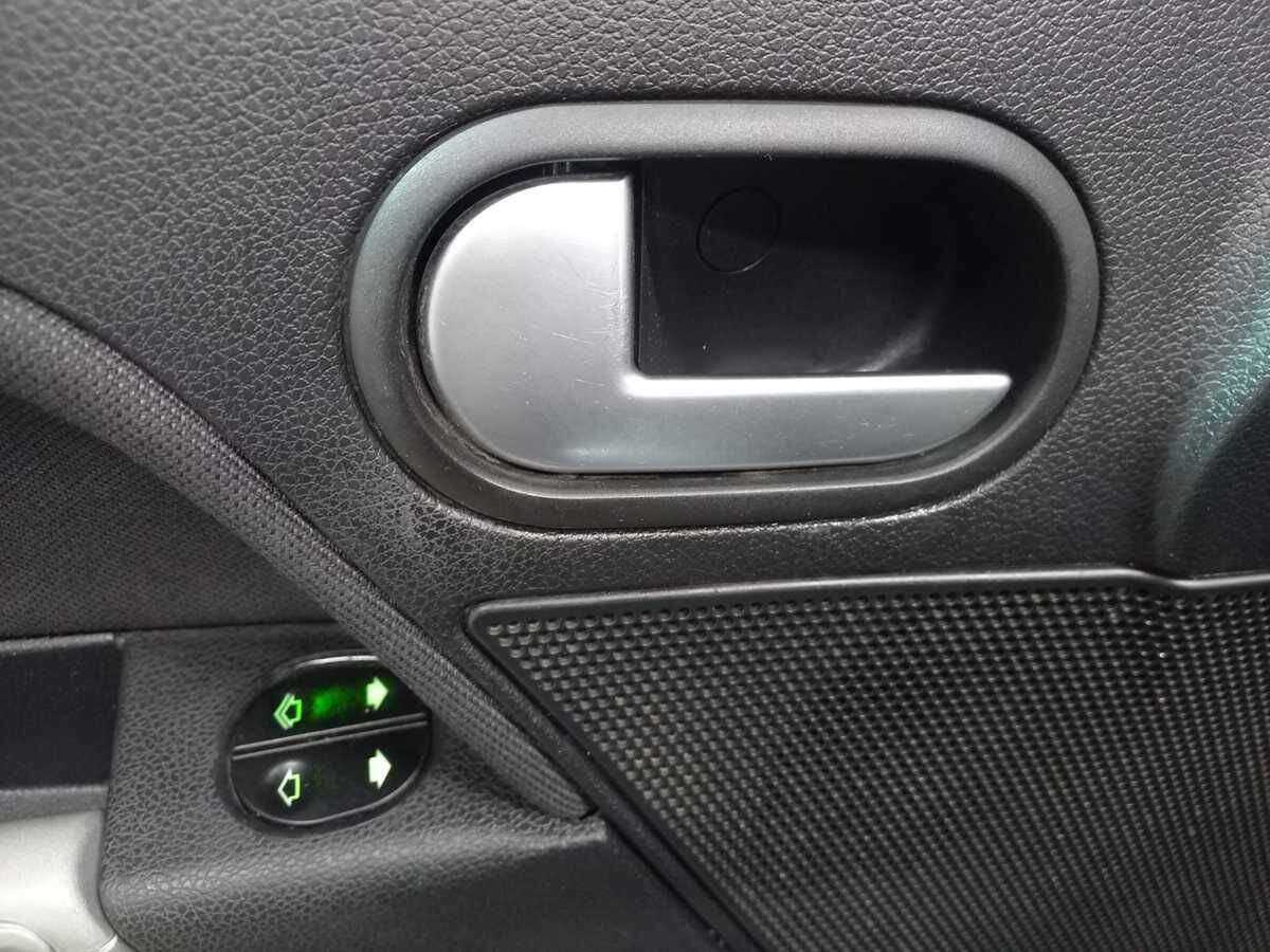 Ford Fusion с пробегом — 2010 год. Фото: #13