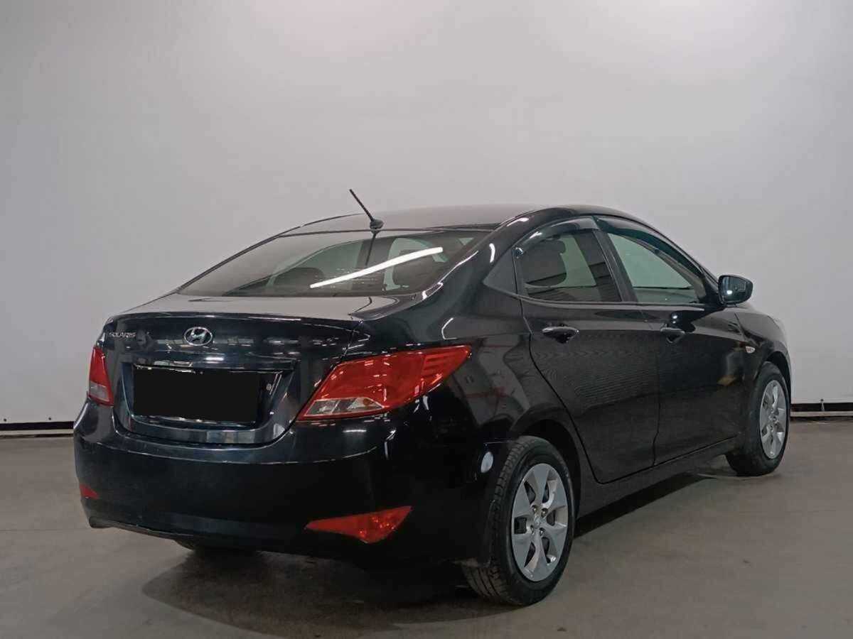 Hyundai Solaris с пробегом — 2016 год. Фото: #4