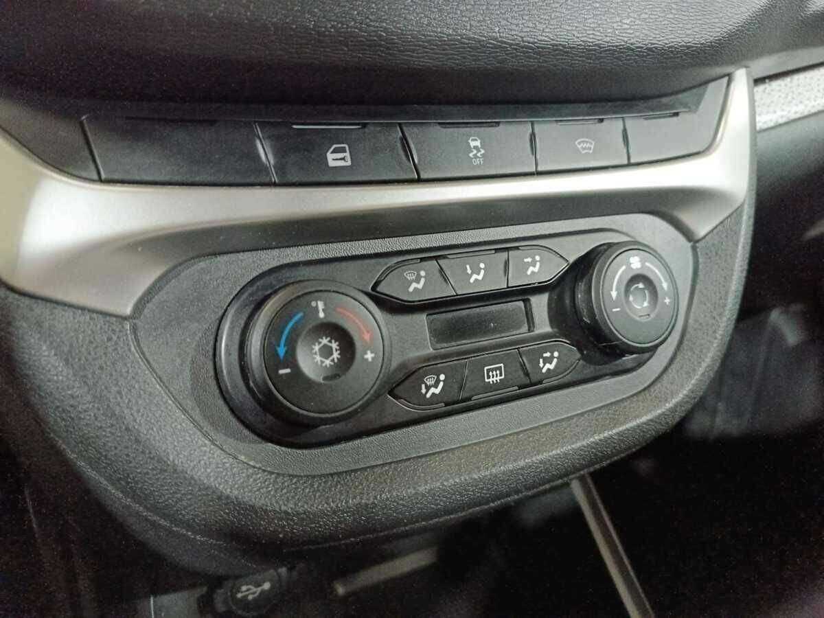 Lada (ВАЗ) Vesta с пробегом — 2021 год. Фото: #15