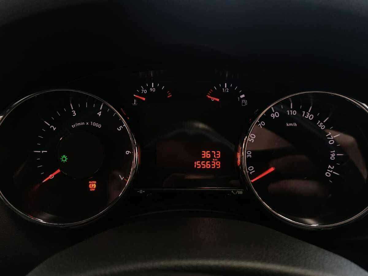 Peugeot 3008 с пробегом — 2011 год. Фото: #11