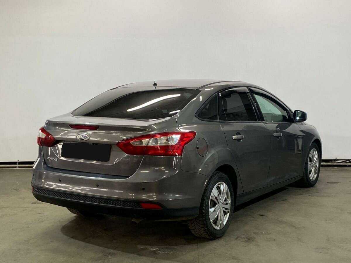 Ford Focus с пробегом — 2011 год. Фото: #4