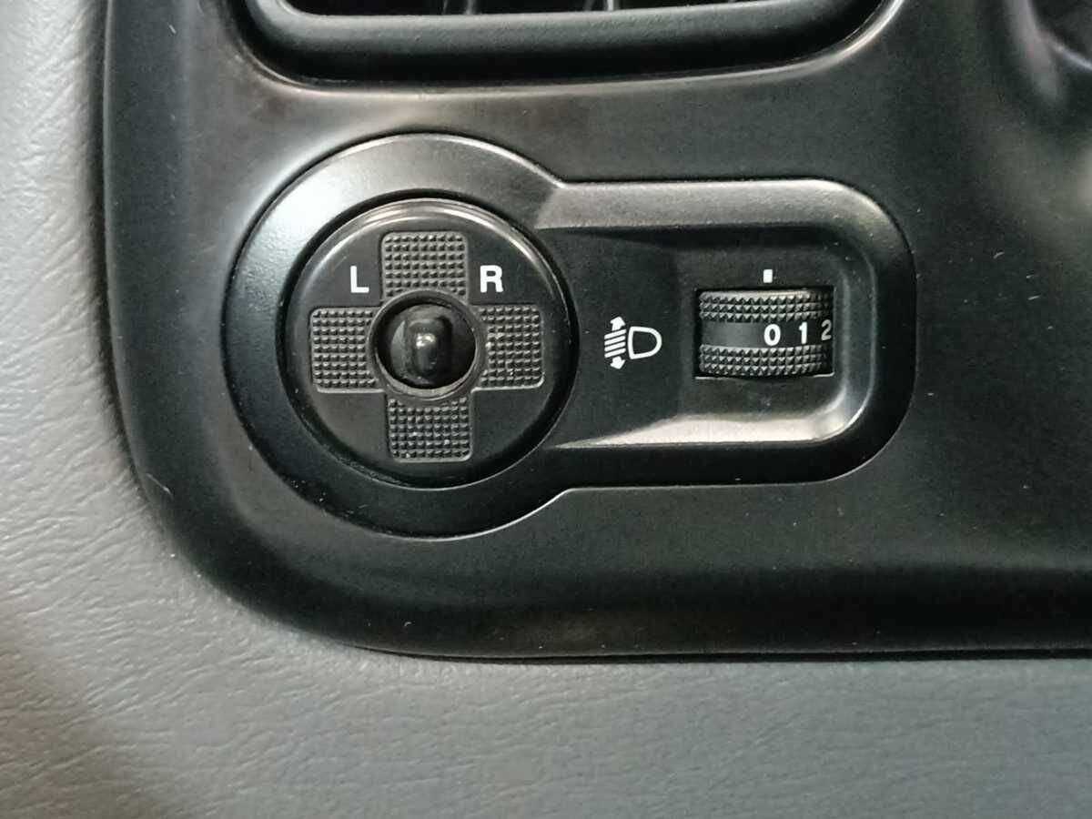 Kia Spectra с пробегом — 2007 год. Фото: #13