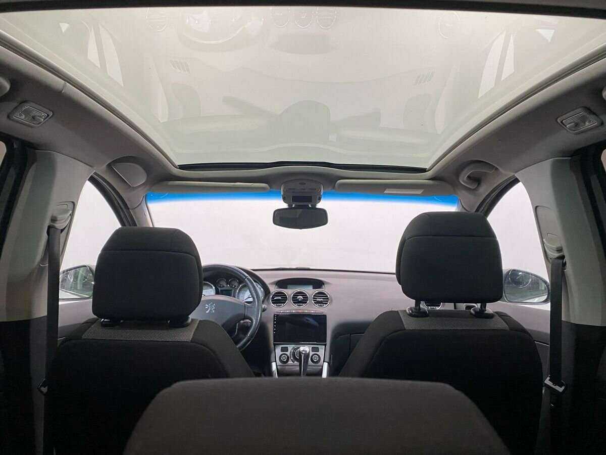 Peugeot 308 с пробегом — 2008 год. Фото: #13