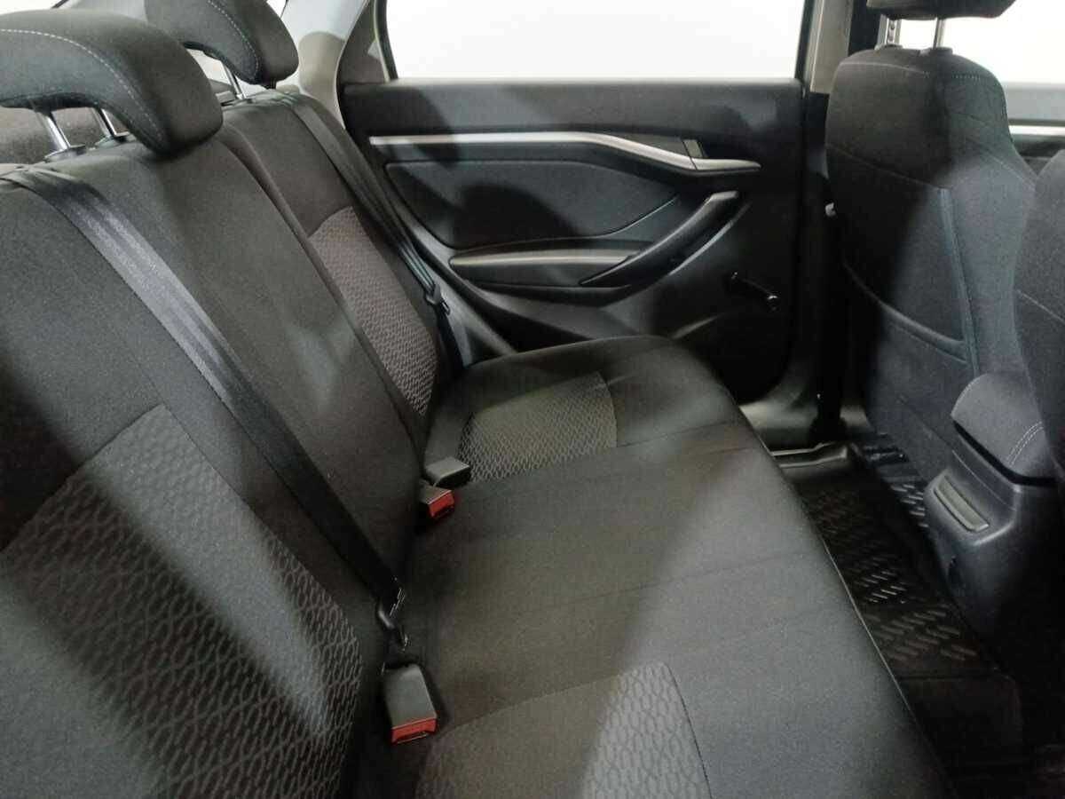 Lada (ВАЗ) Vesta с пробегом — 2018 год. Фото: #10