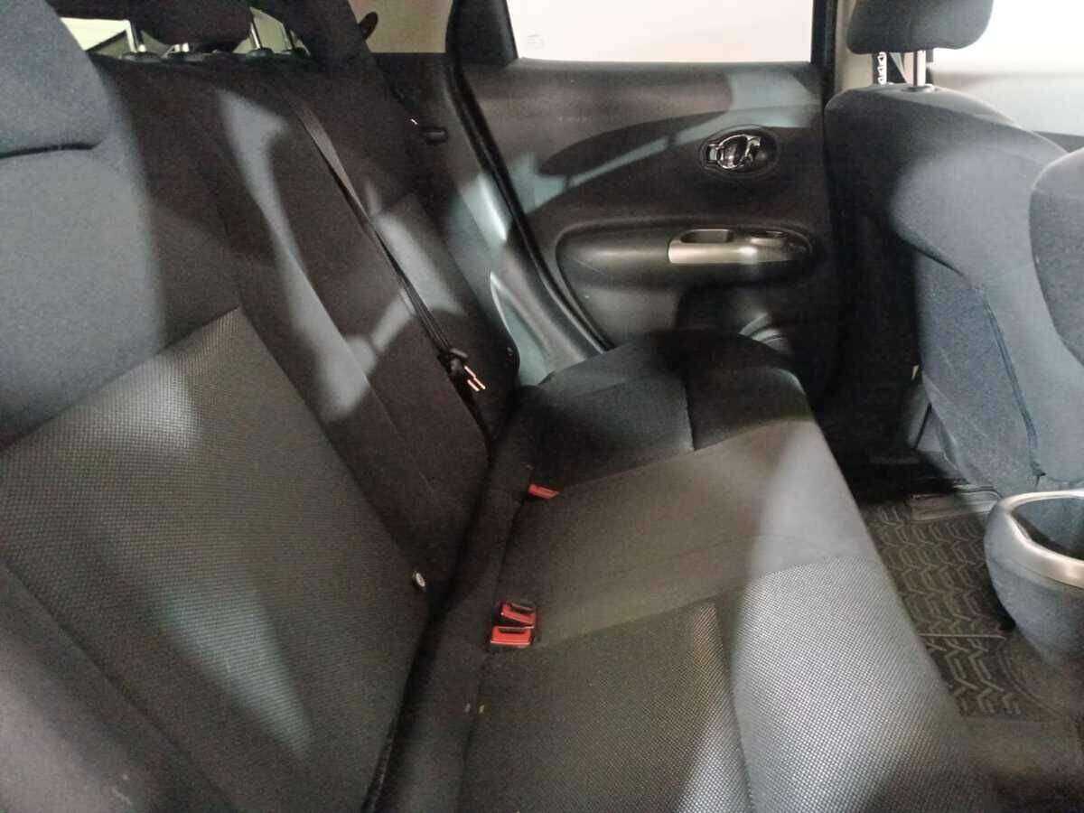 Nissan Juke с пробегом — 2011 год. Фото: #10