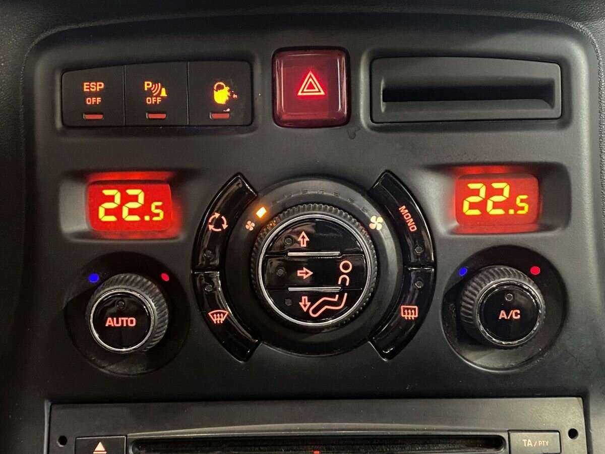 Citroen C3 Picasso с пробегом — 2012 год. Фото: #12