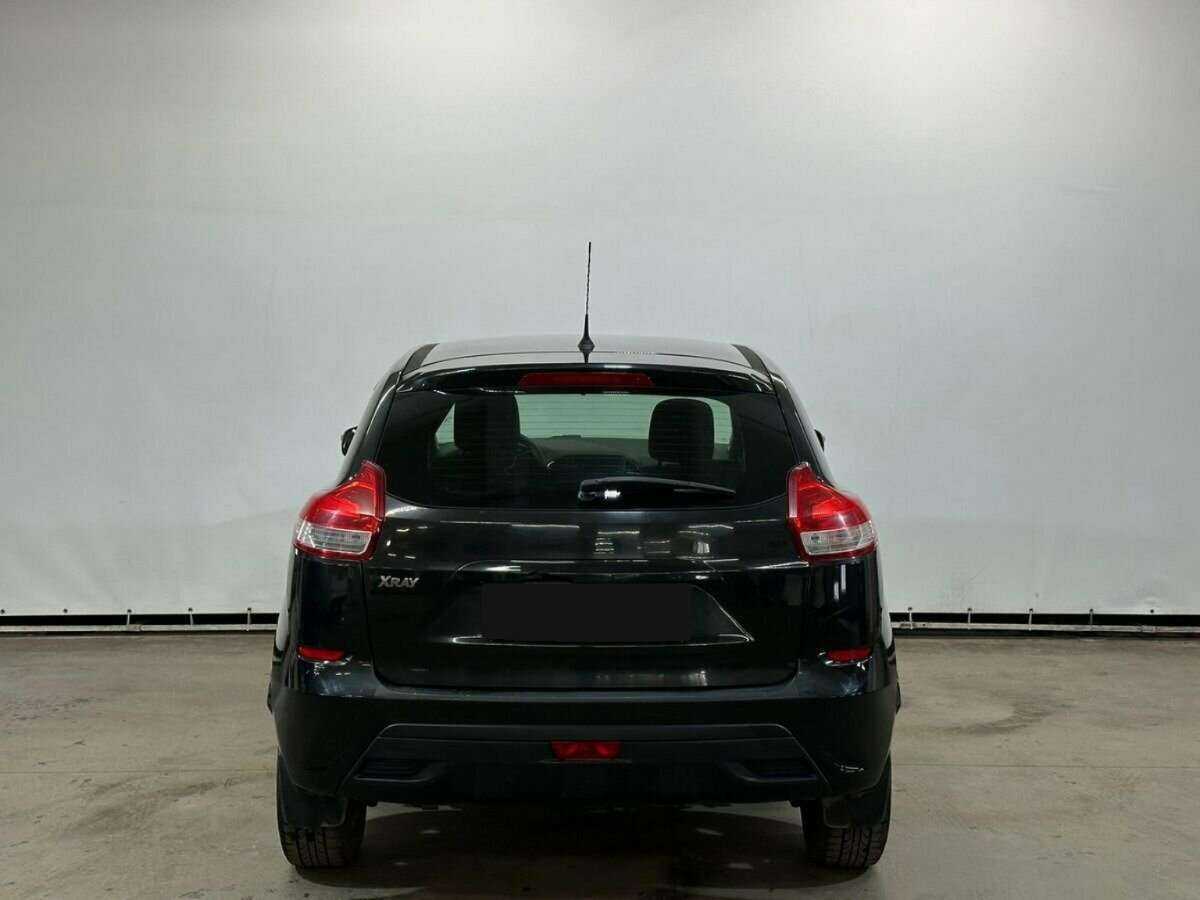 Lada (ВАЗ) XRAY с пробегом — 2017 год. Фото: #5