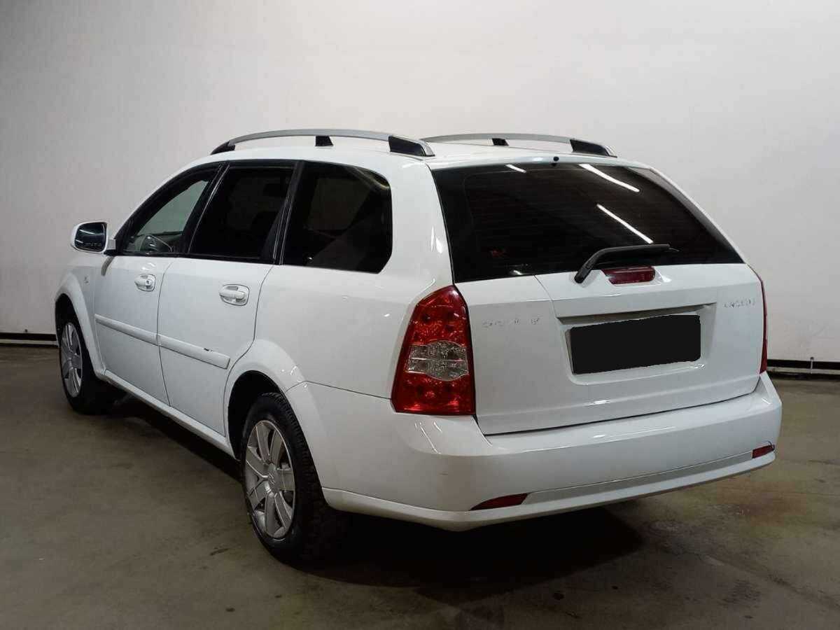 Chevrolet Lacetti с пробегом — 2012 год. Фото: #6