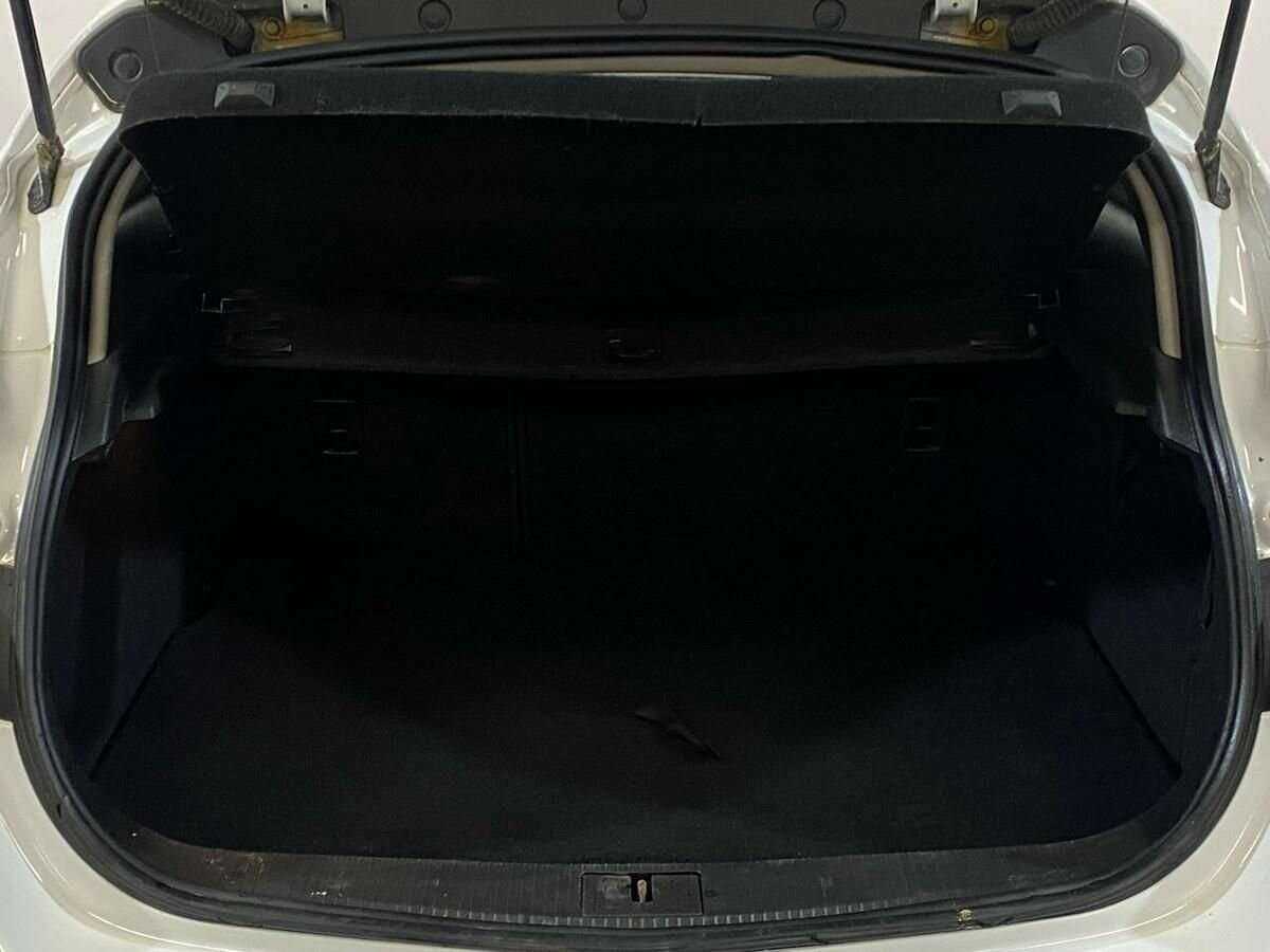 Opel Astra с пробегом — 2010 год. Фото: #14