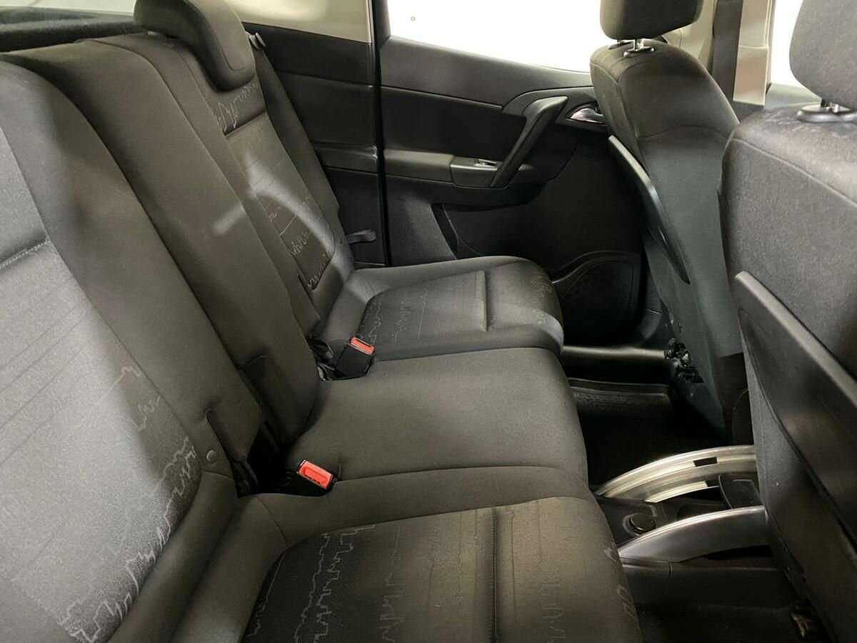 Opel Meriva с пробегом — 2011 год. Фото: #8