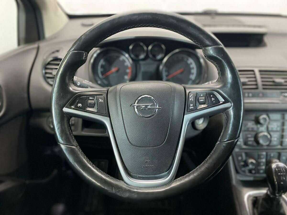 Opel Meriva с пробегом — 2011 год. Фото: #11