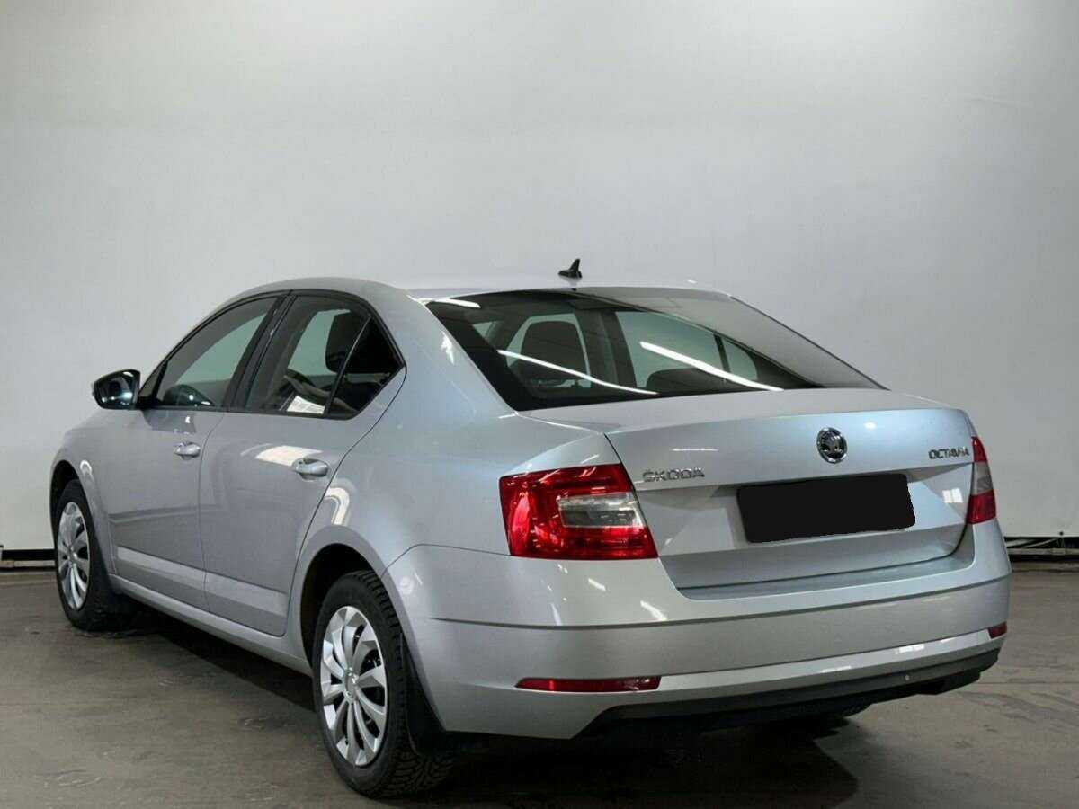 Skoda Octavia с пробегом — 2018 год. Фото: #6