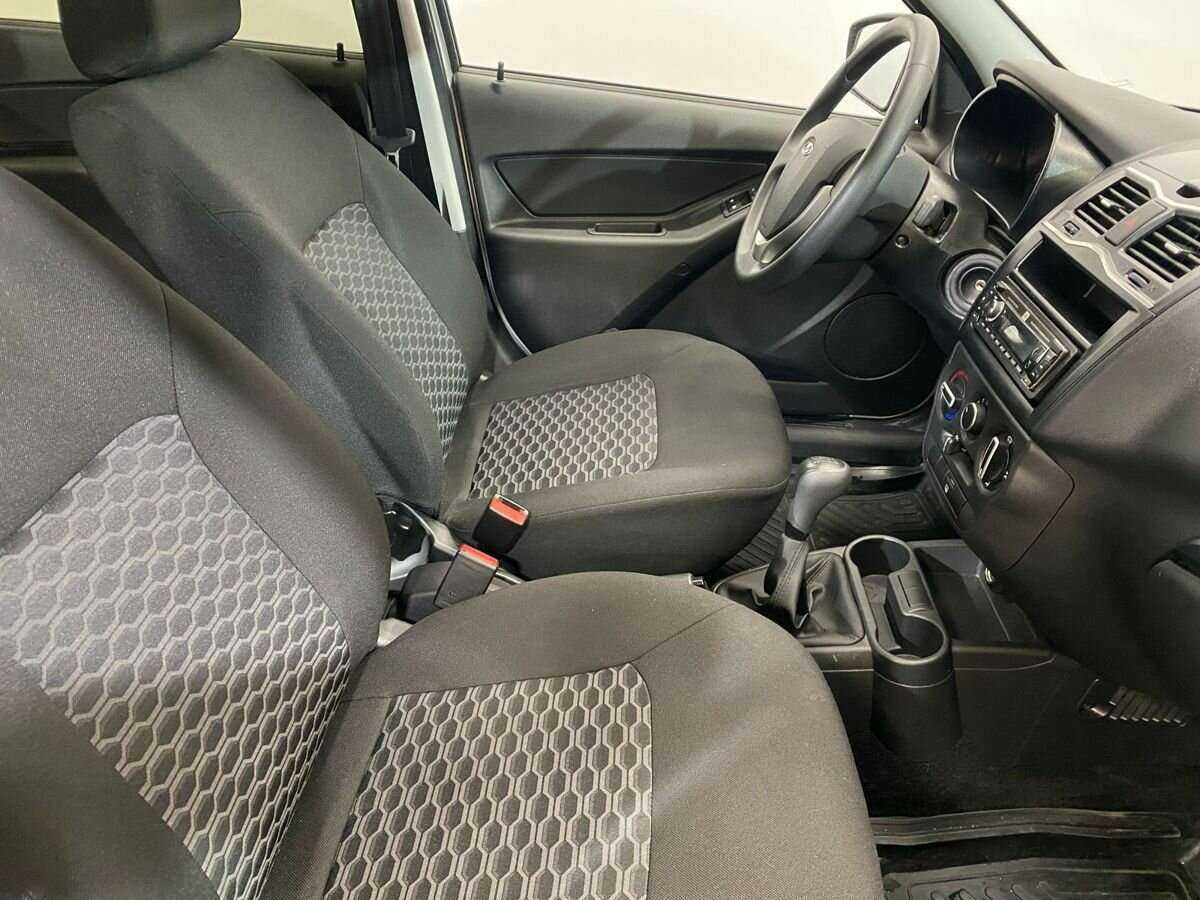 Lada (ВАЗ) Granta с пробегом — 2023 год. Фото: #9