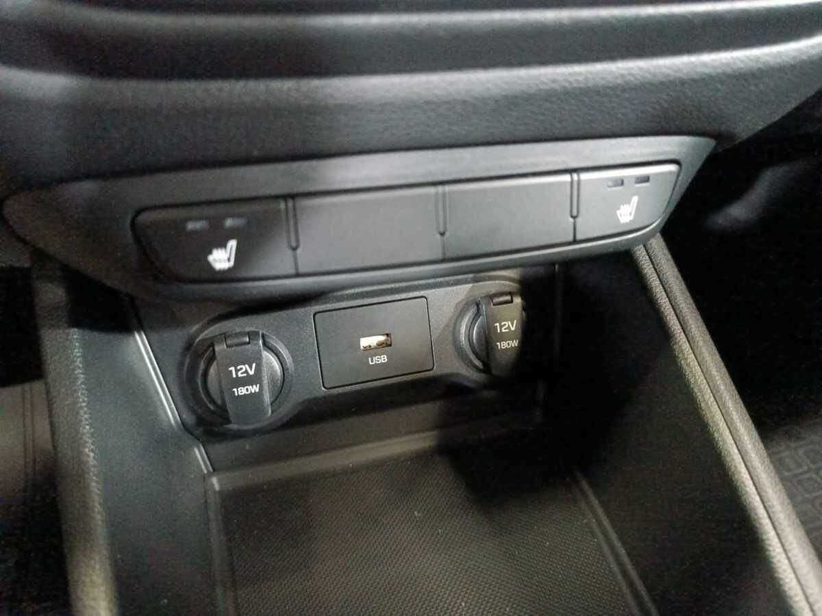 Hyundai Accent с пробегом — 2023 год. Фото: #14