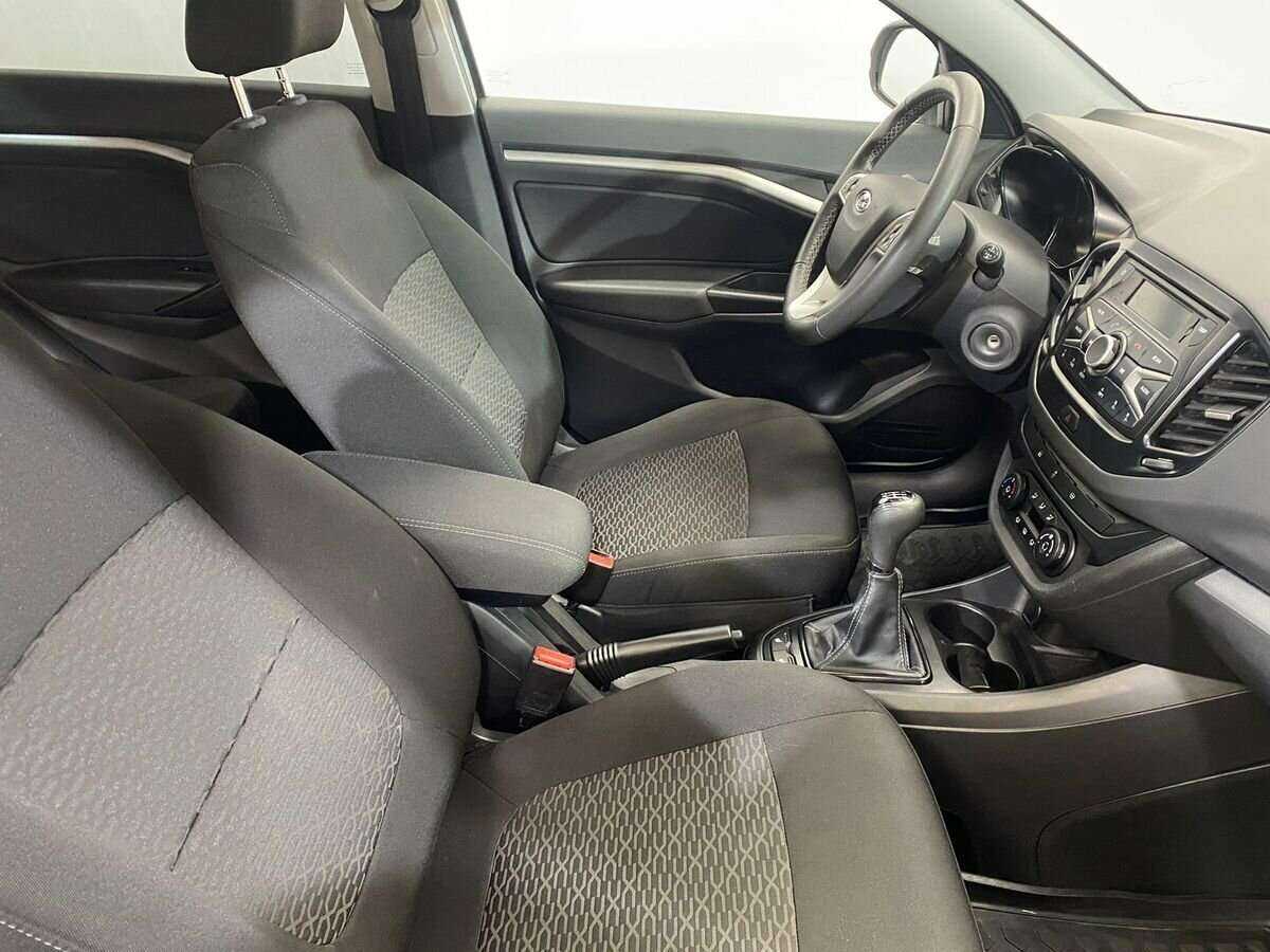 Lada (ВАЗ) Vesta с пробегом — 2021 год. Фото: #9