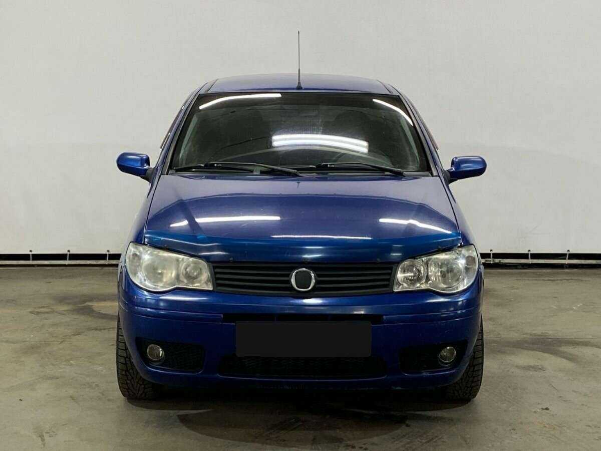Fiat Albea с пробегом — 2010 год. Фото: #1
