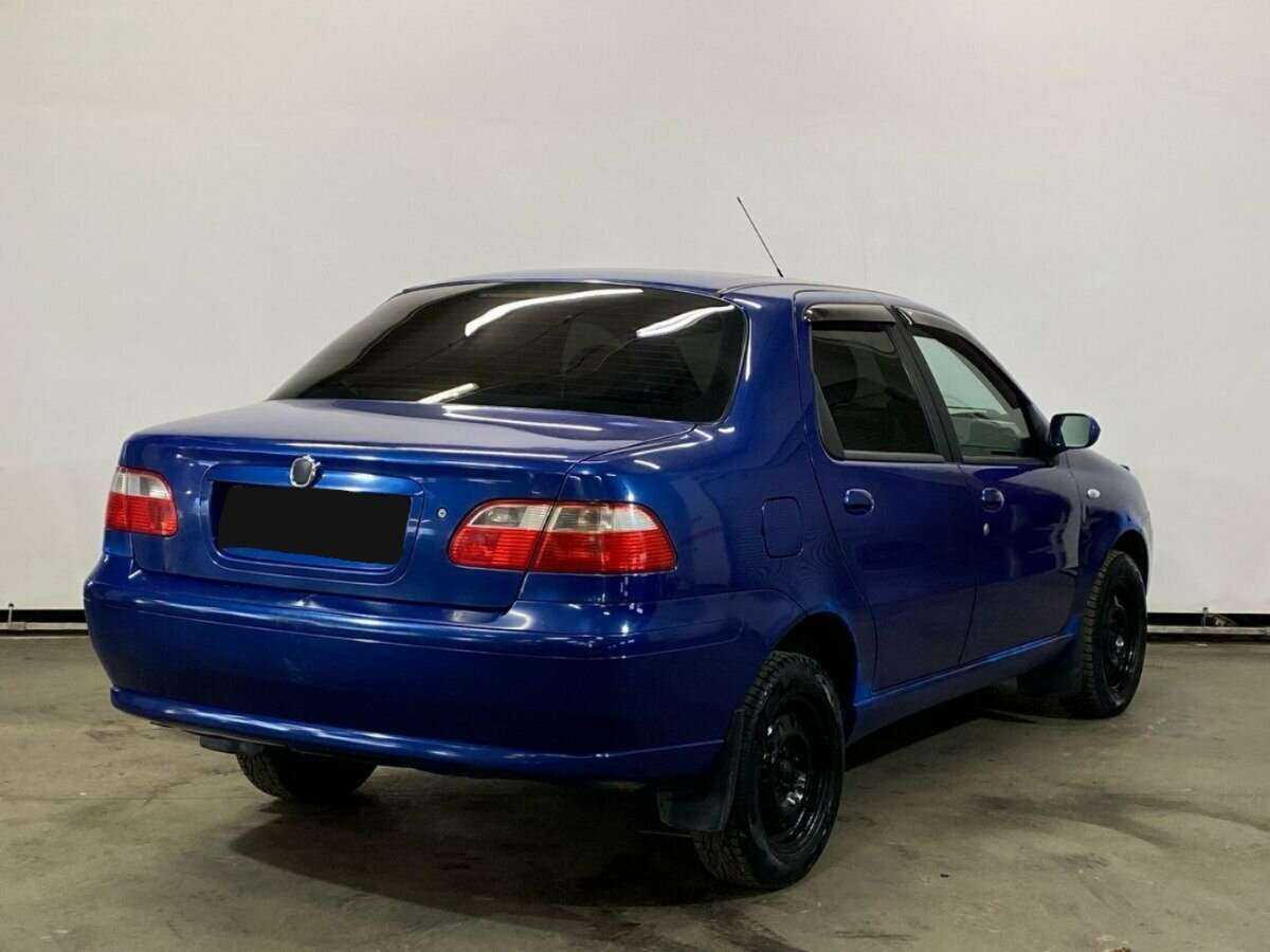 Fiat Albea с пробегом — 2010 год. Фото: #4