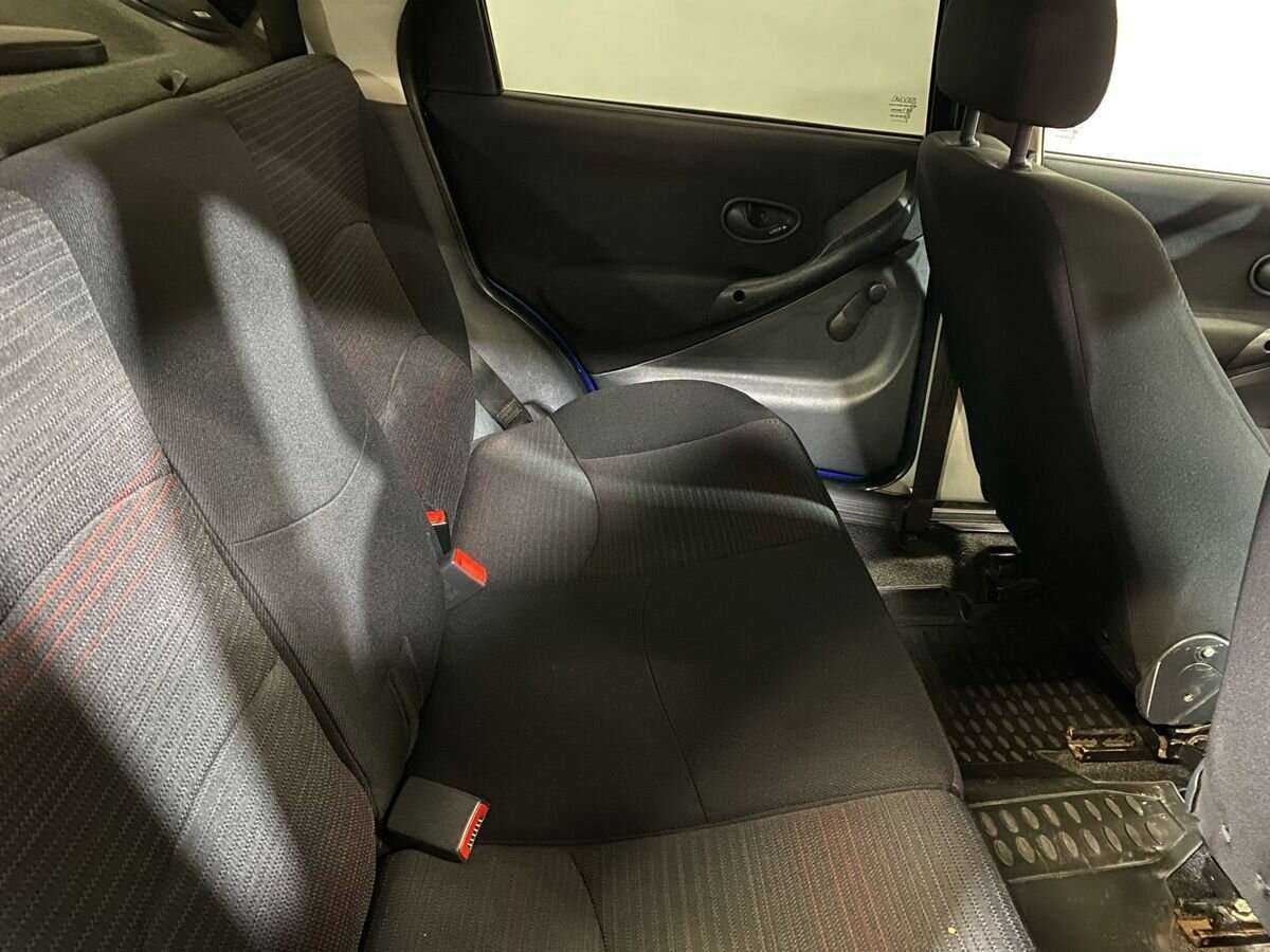 Fiat Albea с пробегом — 2010 год. Фото: #8