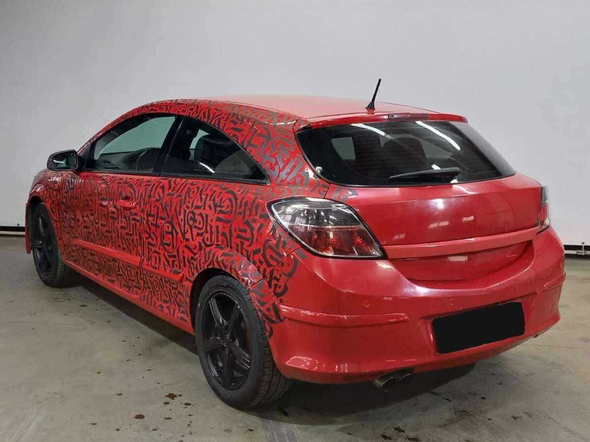 Opel Astra с пробегом — 2008 год. Фото: #6