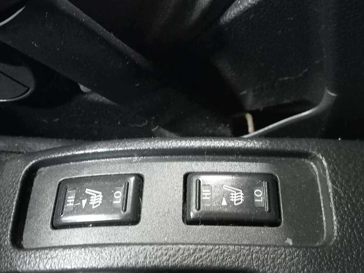 Nissan Tiida с пробегом — 2011 год. Фото: #13