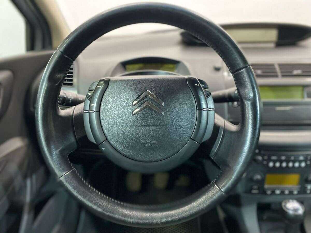 Citroen C4 с пробегом — 2006 год. Фото: #11