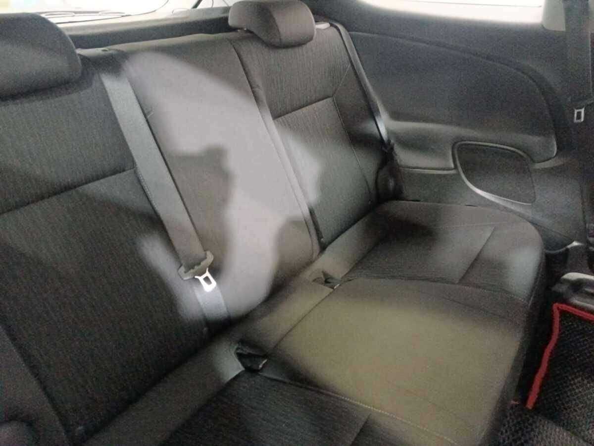 Opel Astra с пробегом — 2012 год. Фото: #9