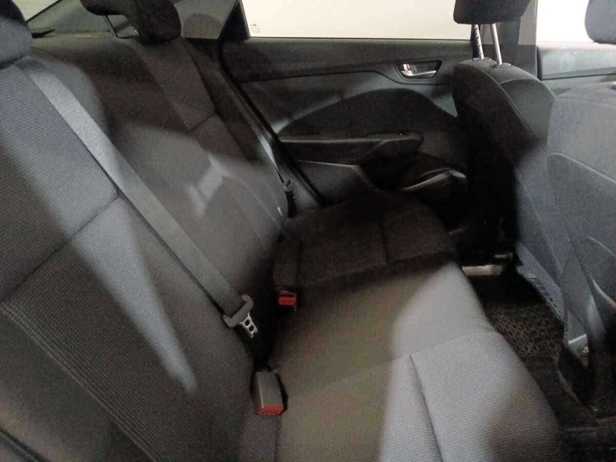 Hyundai Solaris с пробегом — 2020 год. Фото: #10