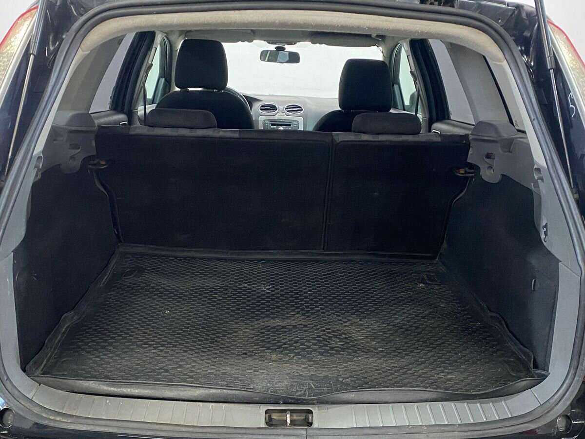 Ford Focus с пробегом — 2008 год. Фото: #13