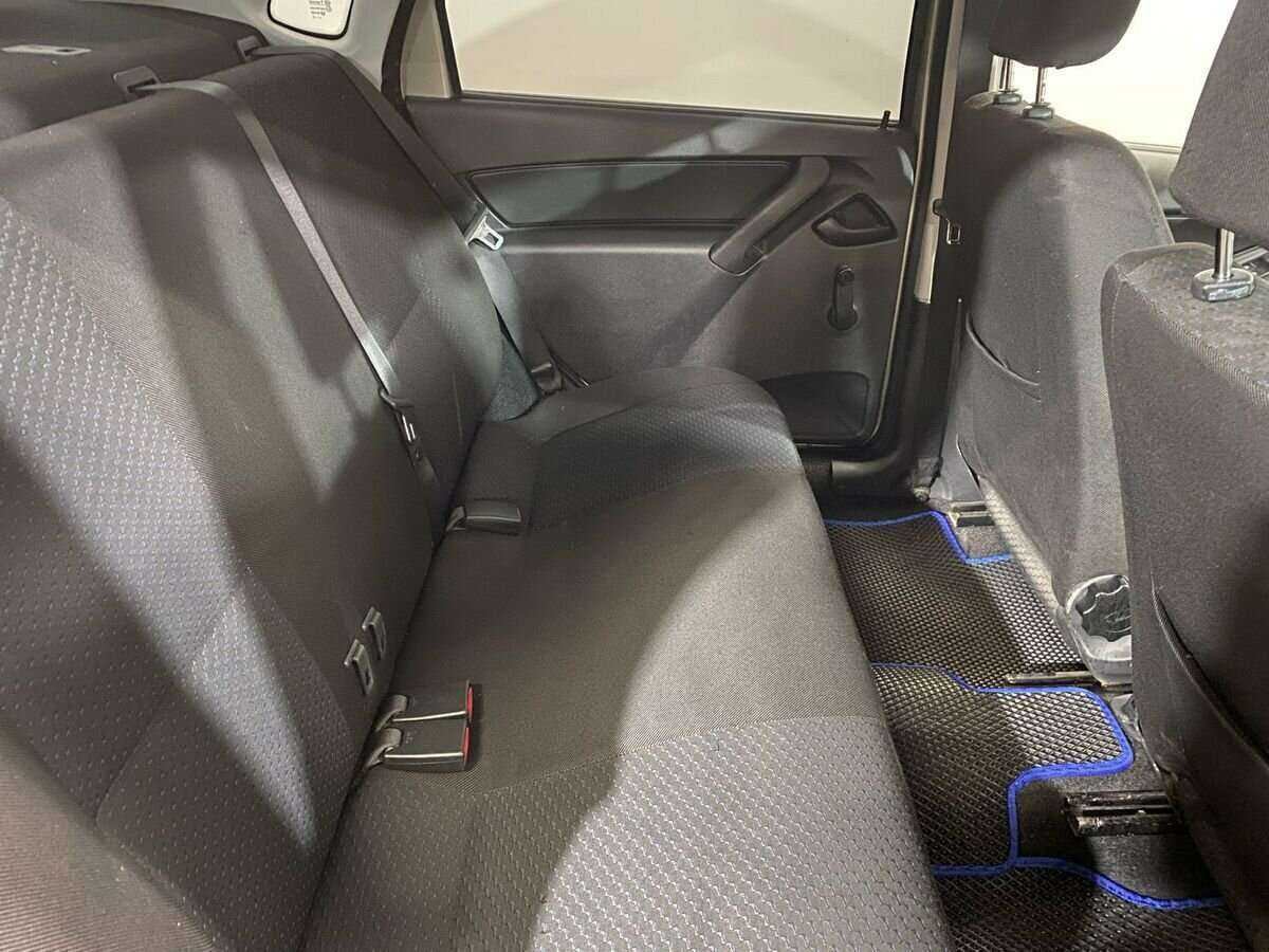 Lada (ВАЗ) Granta с пробегом — 2012 год. Фото: #10