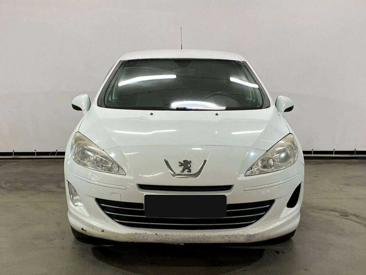 Peugeot 408 с пробегом — 2012 год. Фото: #1