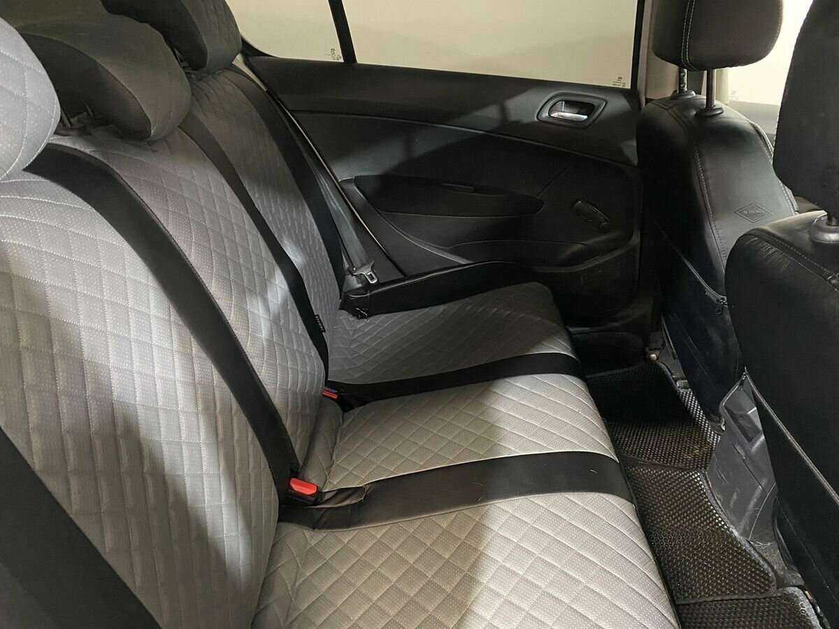 Peugeot 408 с пробегом — 2012 год. Фото: #10