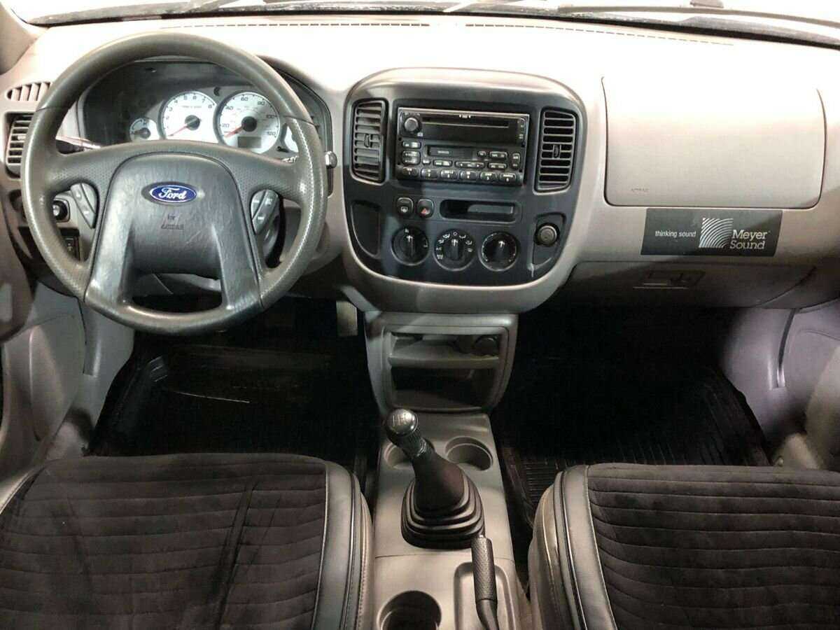 Ford Escape с пробегом — 2000 год. Фото: #8